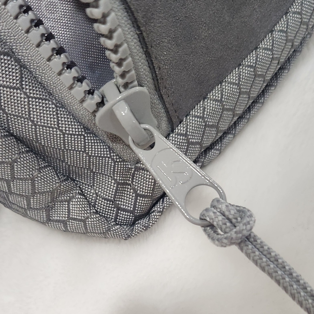 Jansport Ascent Weekender Suede Gray Shadow Geometric Crossbody Shoulder Bag - Picture 6 of 13